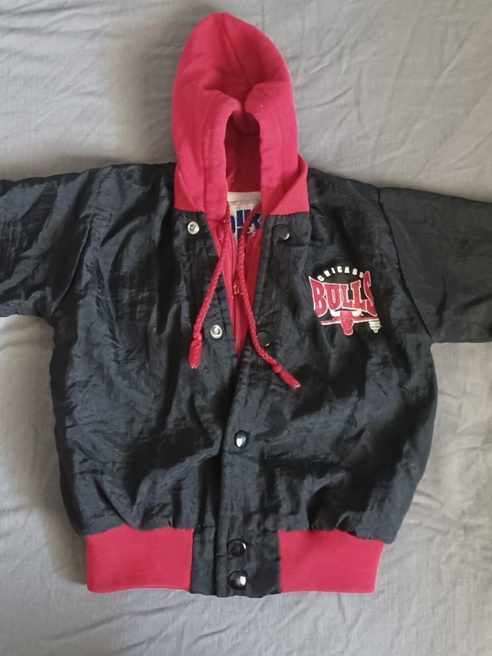 Vintage Chicago Bulls Kids Black & Red Hooded Jacket